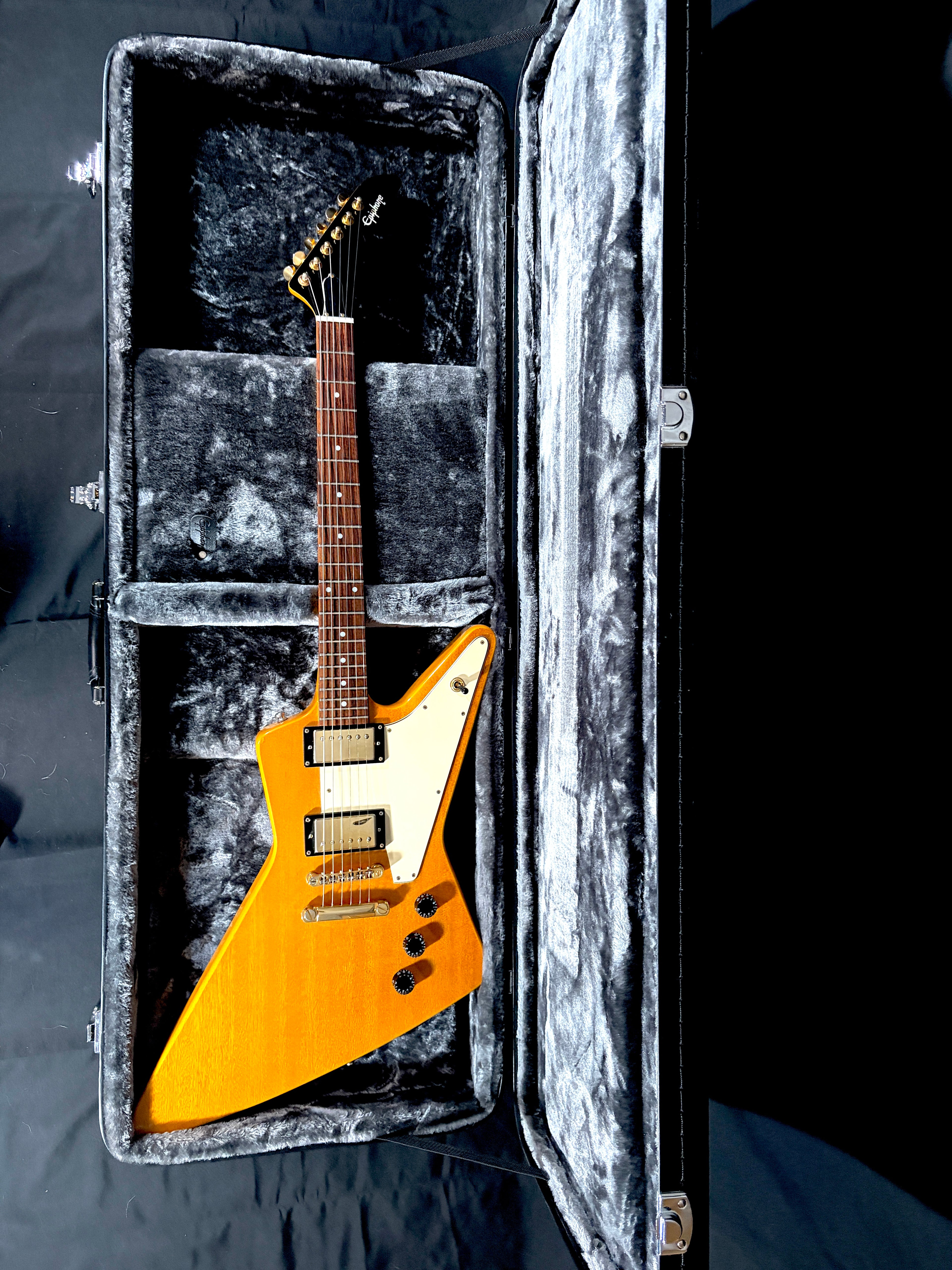 Epiphone Korina Explorer CDS Guitars