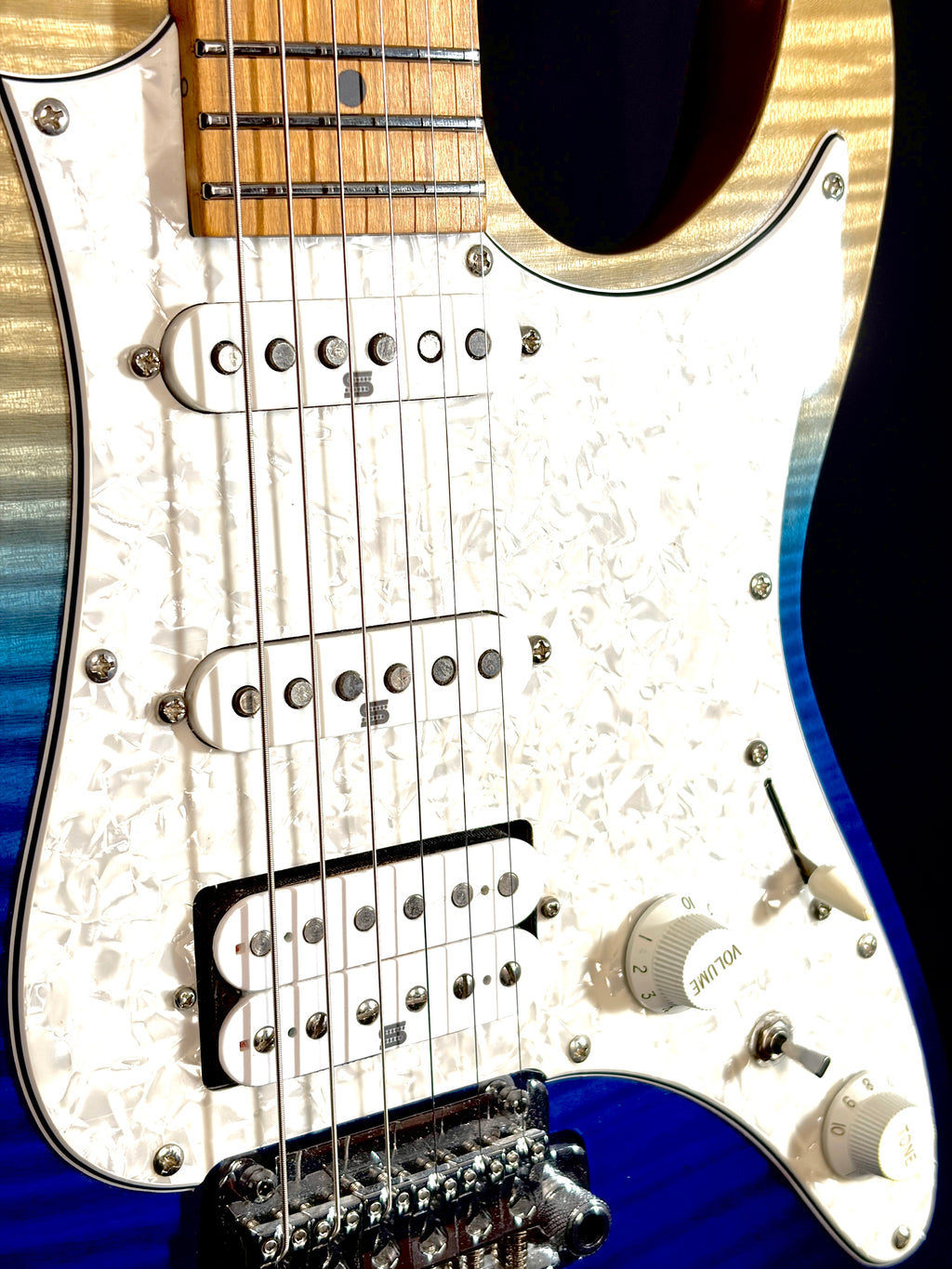 Ibanez AZ224F-BIG CDS Guitars