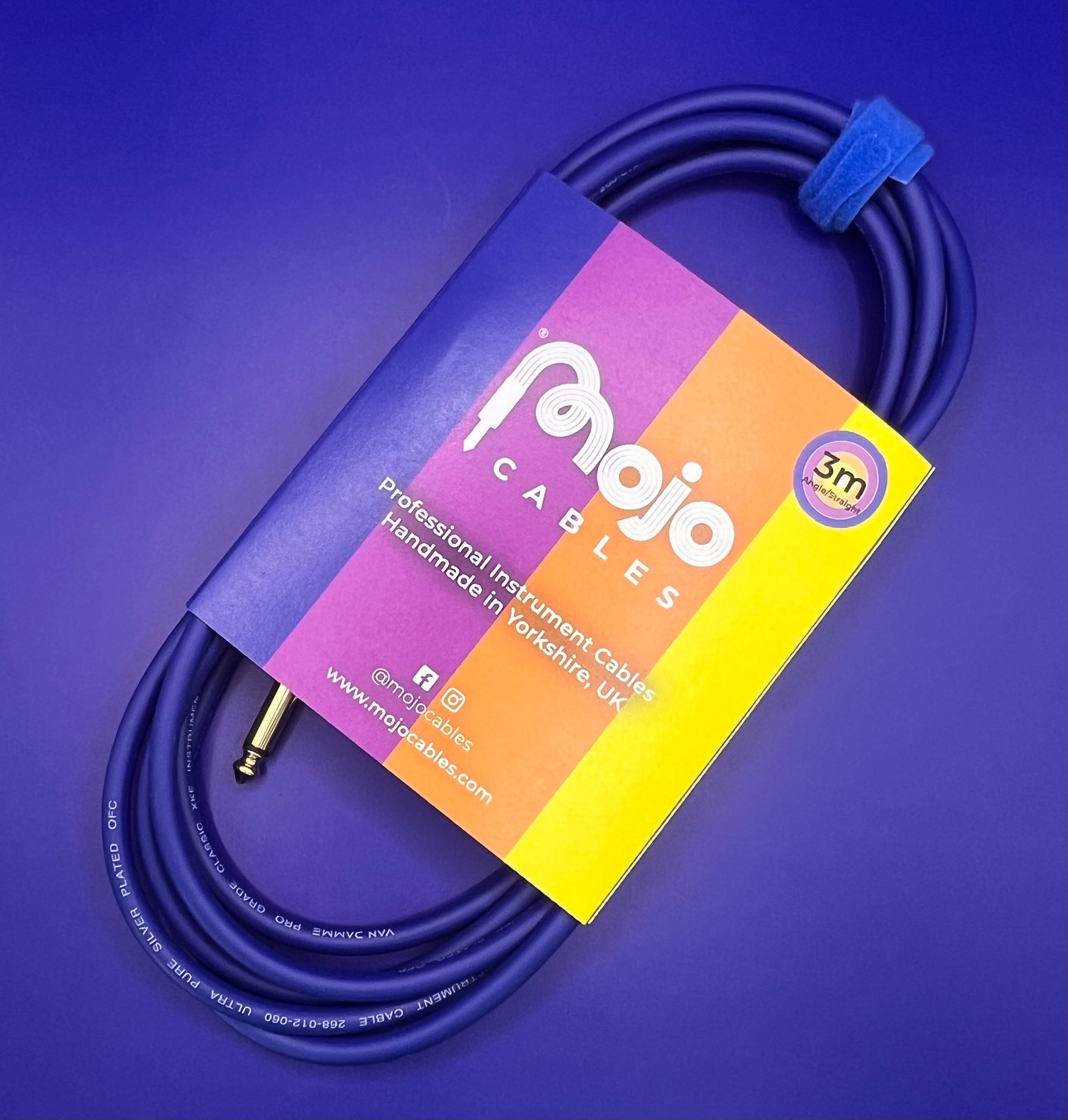 Mojo Cables - 3m Right Angle to Straight Mojo Cables