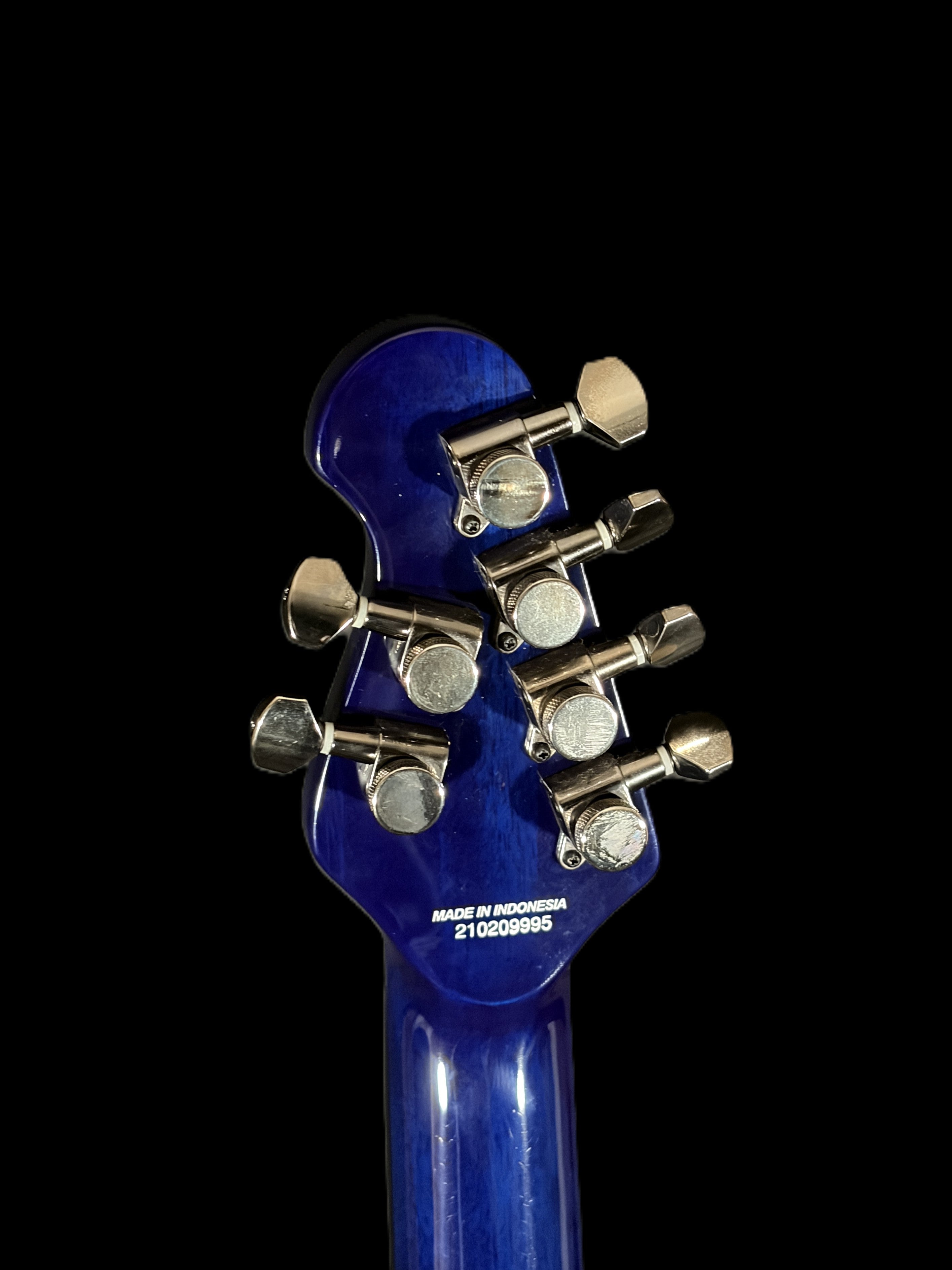 Sterling Majesty 200 CDS Guitars